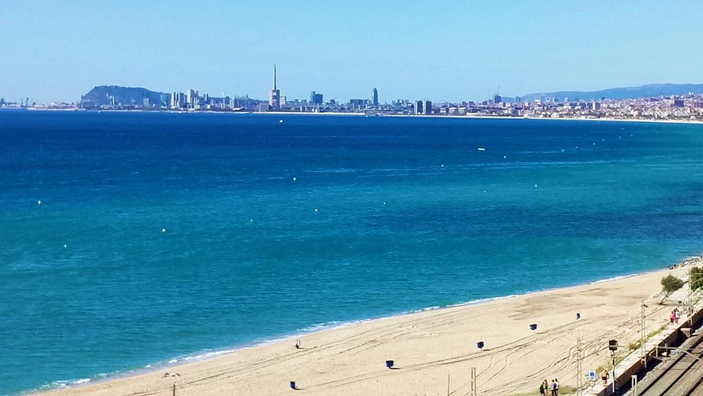 Marina Port & Beach-Apartment Masnou Buitenkant foto